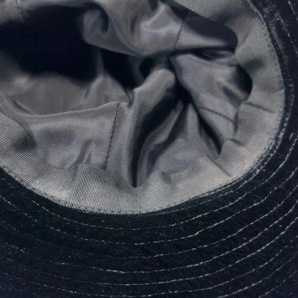 Yves Saint Laurent Vintage‎ Black Velvet Rope Detail Floppy Hat - Picture 8 of 10